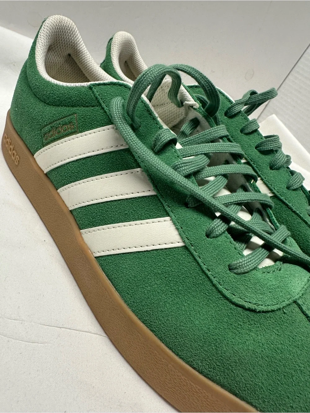Men’s Adidas VL Court 2.0 Preloved Green Size 11
